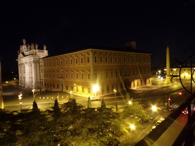 Roma una vez más (Roma II) - Blogs de Italia - Llegada, traslado hasta el hotel y un larguísimo paseo (32)