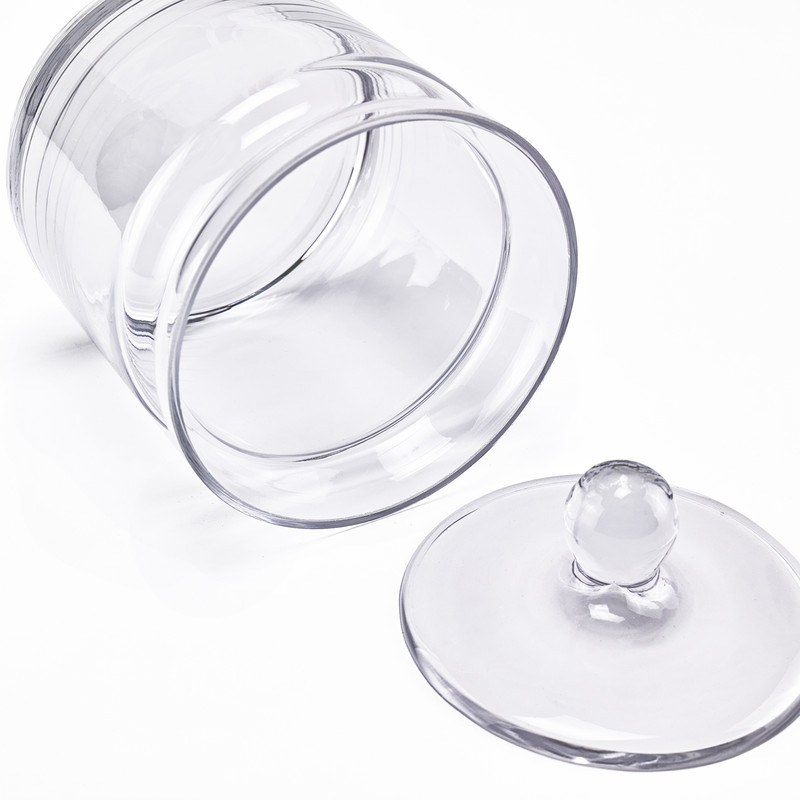 The jars come with loose-fit lids, with cute round knobs for easy handling